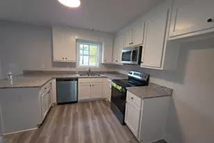 112 Armstrong Dr, Mansfield, GA 30055 - Photo 4