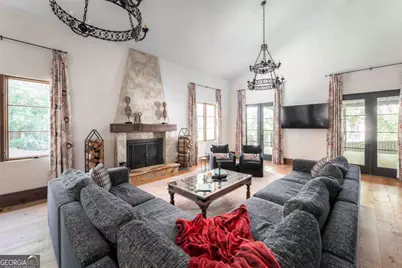 3118 W Roxboro Road NE, Atlanta, GA 30324 - Photo 18