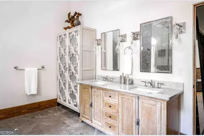 3118 W Roxboro Road NE, Atlanta, GA 30324 - Photo 48