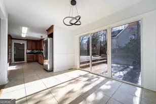 3926 Clubland Dr, Marietta, GA 30068 - Photo 10