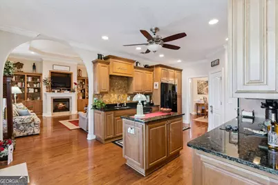 423 Belmont Circle, Brunswick, GA 31525 - Photo 18