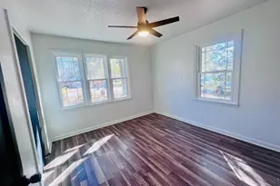 594 S 3rd St, Jesup, GA 31545 - Photo 6