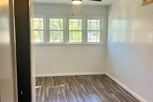 594 S 3rd St, Jesup, GA 31545 - Photo 12