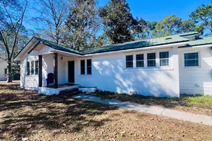 594 S 3rd St, Jesup, GA 31545 - Photo 2