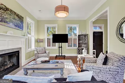 212 Houston Street, Savannah, GA 31401 - Photo 4