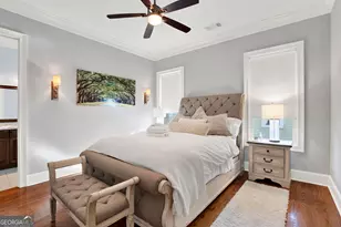 212 Houston St, Savannah, GA 31401 - Photo 16