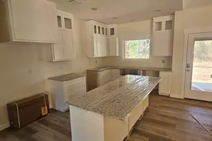 131 Redwood Dr, Cochran, GA 31014 - Photo 6