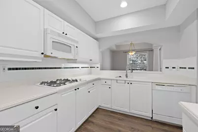 3636 Habersham Road NW #APT 2207, Atlanta, GA 30305 - Photo 8