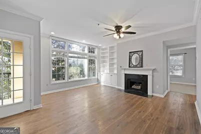 3636 Habersham Road NW #APT 2207, Atlanta, GA 30305 - Photo 2