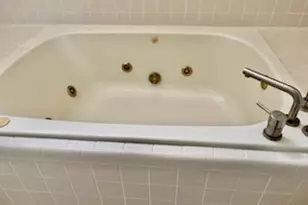 8323 7 Oaks Dr, Jonesboro, GA 30236 - Photo 16