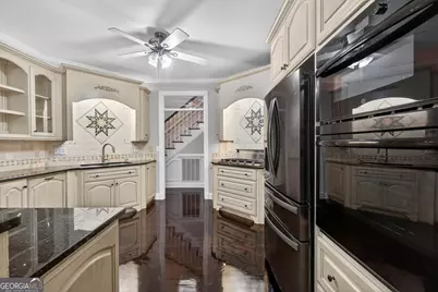 208 Huntington Court, Macon, GA 31210 - Photo 16