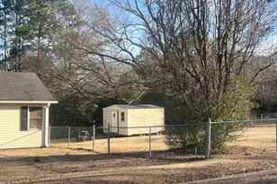 519 Dogwood Dr, Thomaston, GA 30286 - Photo 4