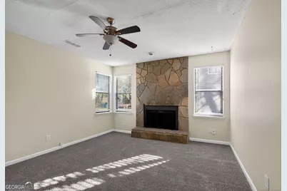 858 Chapman Circle, Stone Mountain, GA 30088 - Photo 8