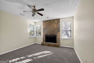 858 Chapman Cir, Stone Mountain, GA 30088 - Photo 8