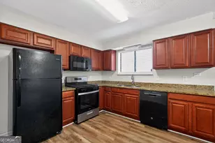 858 Chapman Cir, Stone Mountain, GA 30088 - Photo 14