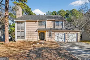 858 Chapman Cir, Stone Mountain, GA 30088 - Photo 1