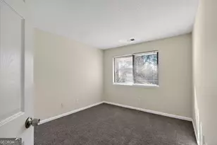 858 Chapman Cir, Stone Mountain, GA 30088 - Photo 26