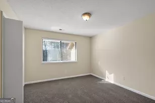 858 Chapman Cir, Stone Mountain, GA 30088 - Photo 22