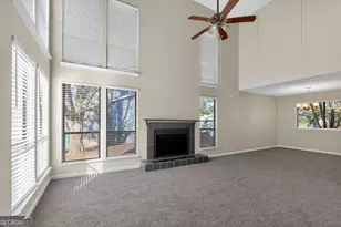 858 Chapman Cir, Stone Mountain, GA 30088 - Photo 10