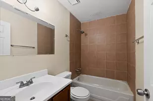 858 Chapman Cir, Stone Mountain, GA 30088 - Photo 32