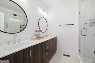 1242 Cushenberry Ln, Atlanta, GA 30318 - Photo 16