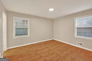 2956 Barcelona Way, Conyers, GA 30012 - Photo 8