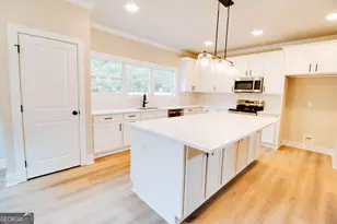 1192 Sunset Cove, Tignall, GA 30668 - Photo 10