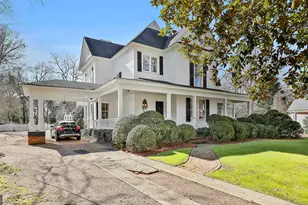 372 E College St, Griffin, GA 30224 - Photo 1