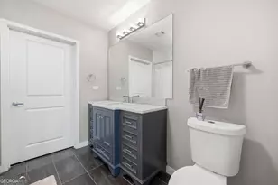 250 Pharr Rd NE, Atlanta, GA 30305 - Photo 14