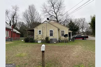 184 N Harkness Street, Jackson, GA 30233 - Photo 2