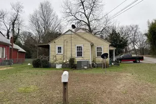 184 N Harkness St, Jackson, GA 30233 - Photo 2