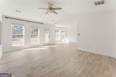 973 Vera Court, Winder, GA 30680 - Photo 4