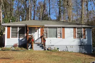 117 Lake Dr, Griffin, GA 30223 - Photo 1
