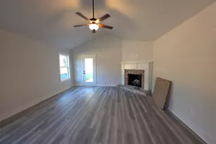 13 Vesta Ct, Winder, GA 30680 - Photo 2