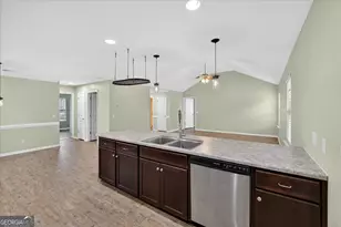 200 Abigail Cir, Ellabell, GA 31308 - Photo 14