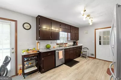 2050 N McDonough Road, Griffin, GA 30223 - Photo 10