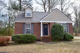 1080 Maple Cir, Watkinsville, GA 30677 - Photo 1