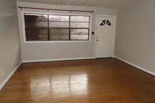 5261 Heather Ln, Atlanta, GA 30349 - Photo 2