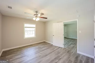 8143 Huntington Drive, Jonesboro, GA 30238 - Photo 8