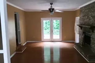 213 Linda Ln, Lagrange, GA 30240 - Photo 8