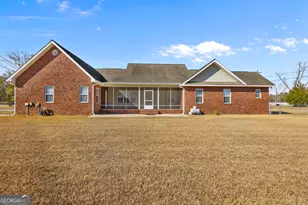 5560 Tara Rd, Waycross, GA 31503 - Photo 8