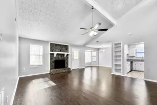 1299 Bugle Ct, Hampton, GA 30228 - Photo 4