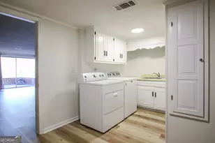 314 N Main St, Reidsville, GA 30453 - Photo 80