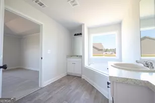 463 Tanners Bridge Cir, Bethlehem, GA 30620 - Photo 6