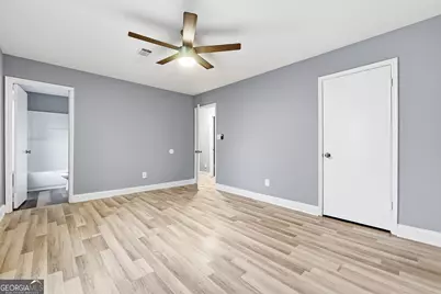 677 Tarkington Road S, Stone Mountain, GA 30088 - Photo 18