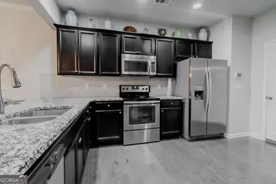 701 Justins Place Lane, Lawrenceville, GA 30043 - Photo 4