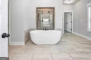 150 Peppertree Dr, Newnan, GA 30265 - Photo 36