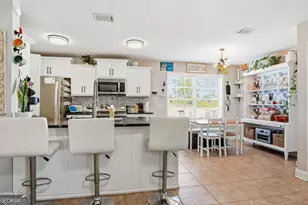 235 Victorian Lake Dr, Brunswick, GA 31525 - Photo 8