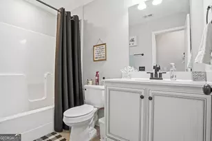 235 Victorian Lake Dr, Brunswick, GA 31525 - Photo 30