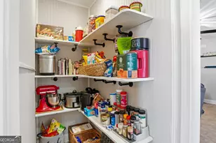 235 Victorian Lake Dr, Brunswick, GA 31525 - Photo 14